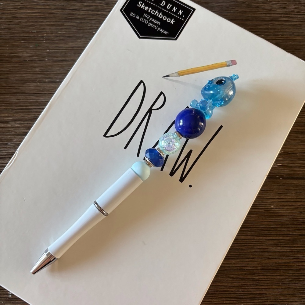 Disney Doorables: Frozen: Olaf handmade beaded pen - Picture 2 of 3